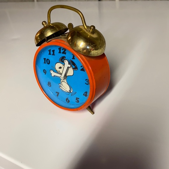 Snoopy clock - Picture 4 of 5